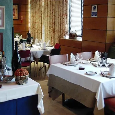 Tryp Sofia Parquesol 3*