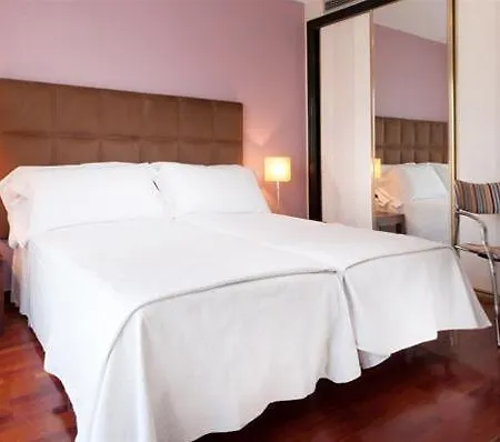Tryp Sofia Parquesol Hotell