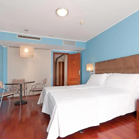 Hotell Tryp Sofia Parquesol 3*