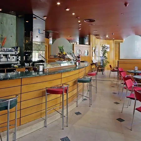 מלון Tryp Sofia Parquesol