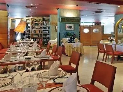 Tryp Sofia Parquesol 3*